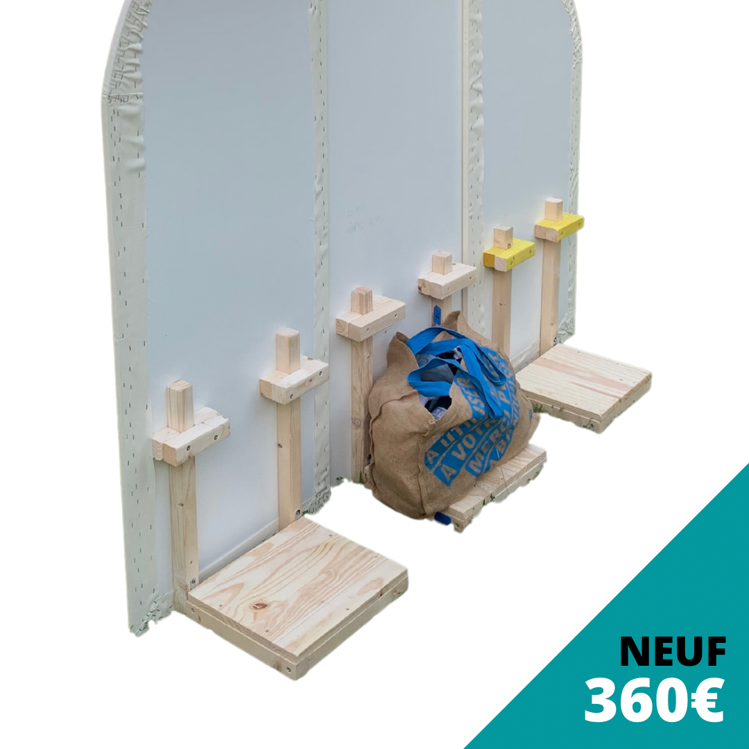 Backdrop 3 panneaux en simili cuir rose avec pieds arrières